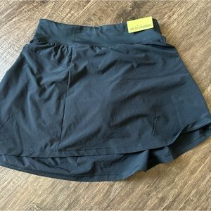 SKORT brand new with tag! Size: XL (14) in kids but fits women’s XS/S!